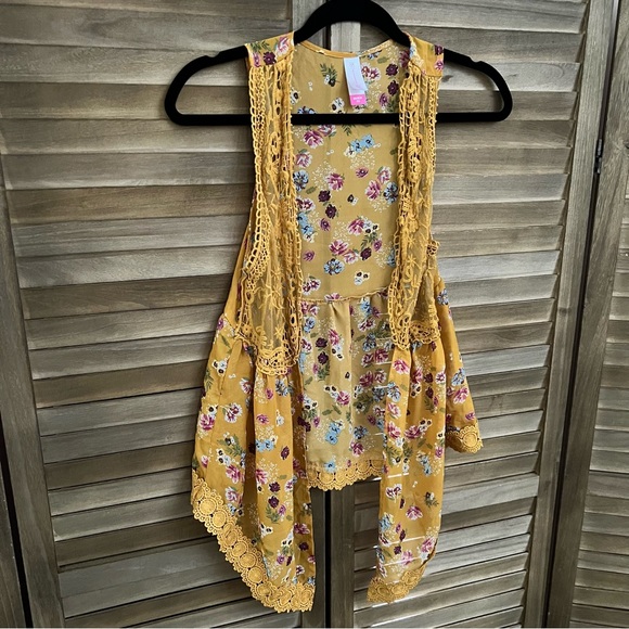 No Boundaries Tops - No Boundaries Yellow Floral Print Boho Vest Extra Small